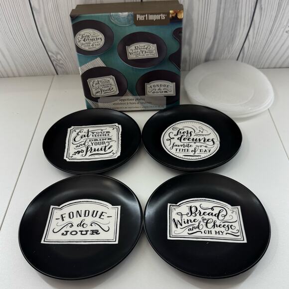 Pier 1 Imports Appetizer Plates Set of 4 NEW In Box - Picture 2 of 7